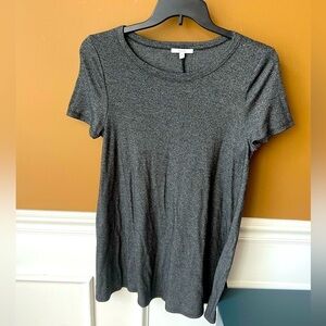 Acemi Gray Women's Short Sleeve Top Size Medium Closet Staple Capsule Wardrobe